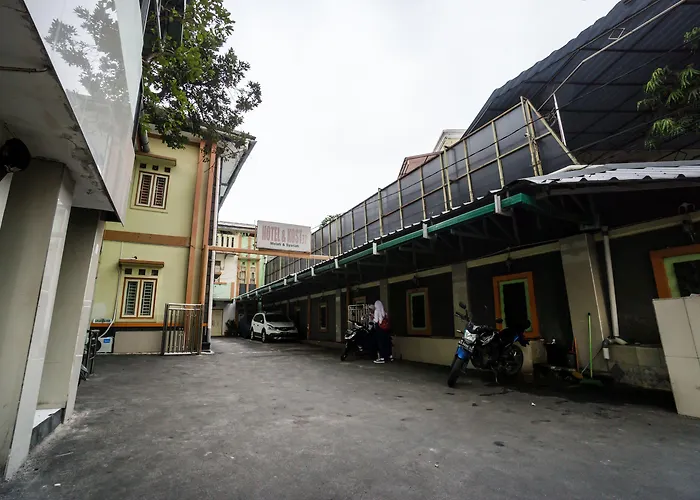 OYO 1798 Hotel 37 Syariah Jakarta